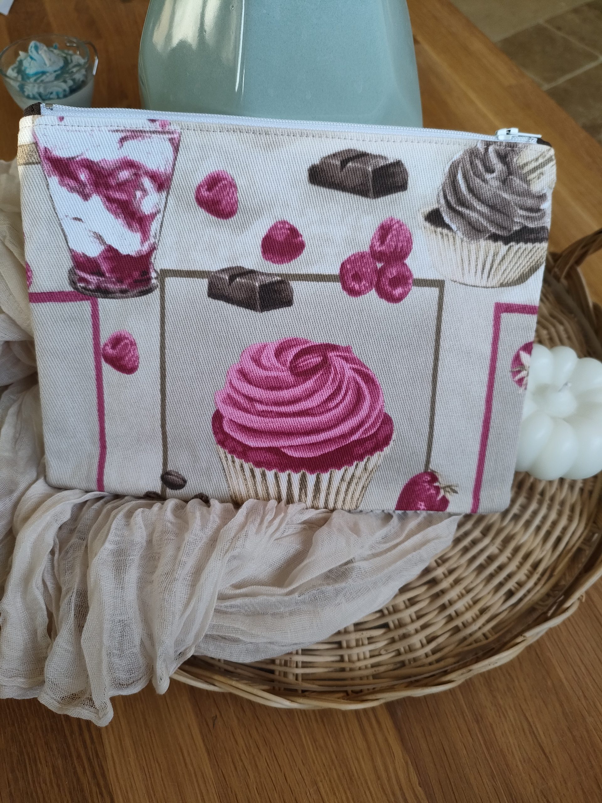 Trousse plate gourmande cupcakes