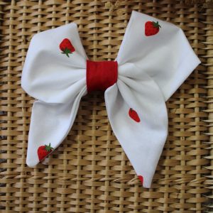 Grande barrette fraises rouges