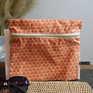 Trousse imperméable grandes fleurs oranges