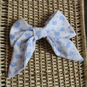 Grande barrette fleurs bleues