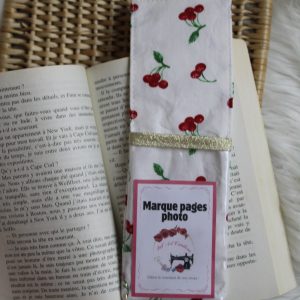 Marque page photo cerises