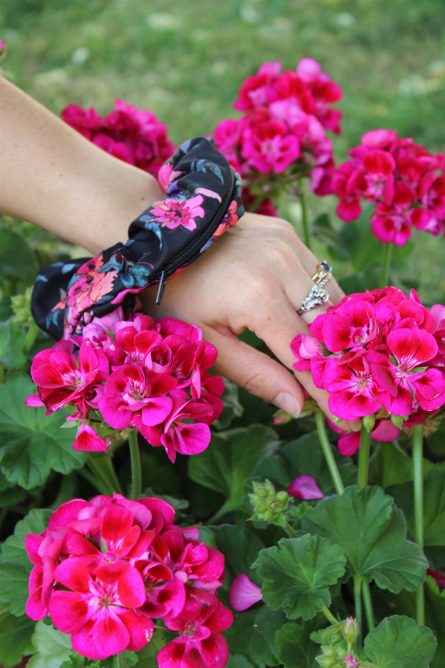 chouchou secret Chouchou secret motif fleurs marguerites - Accessoire cheveux fait main