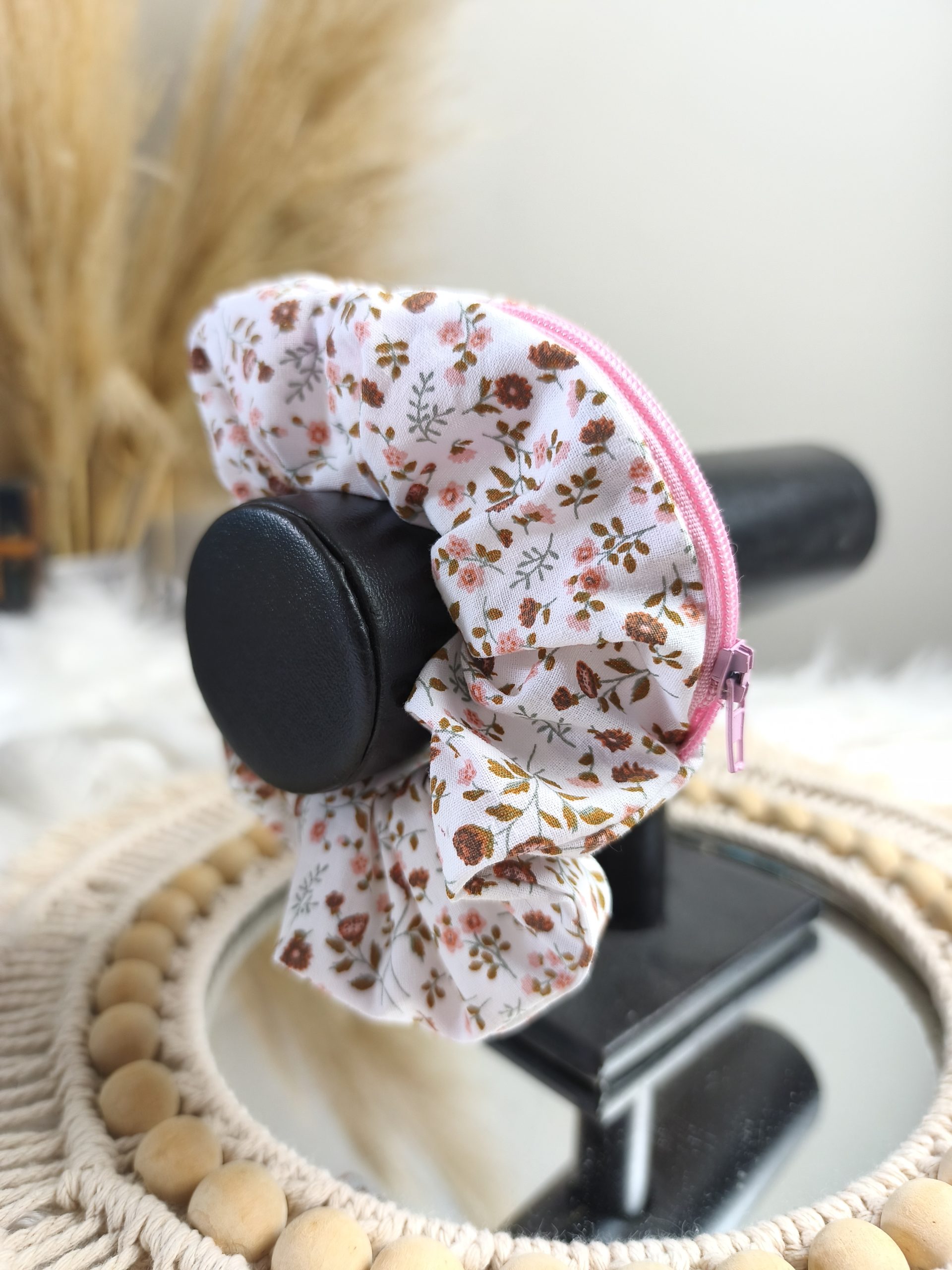 Chouchou secret motif fleurs des champs - Accessoire cheveux fait main