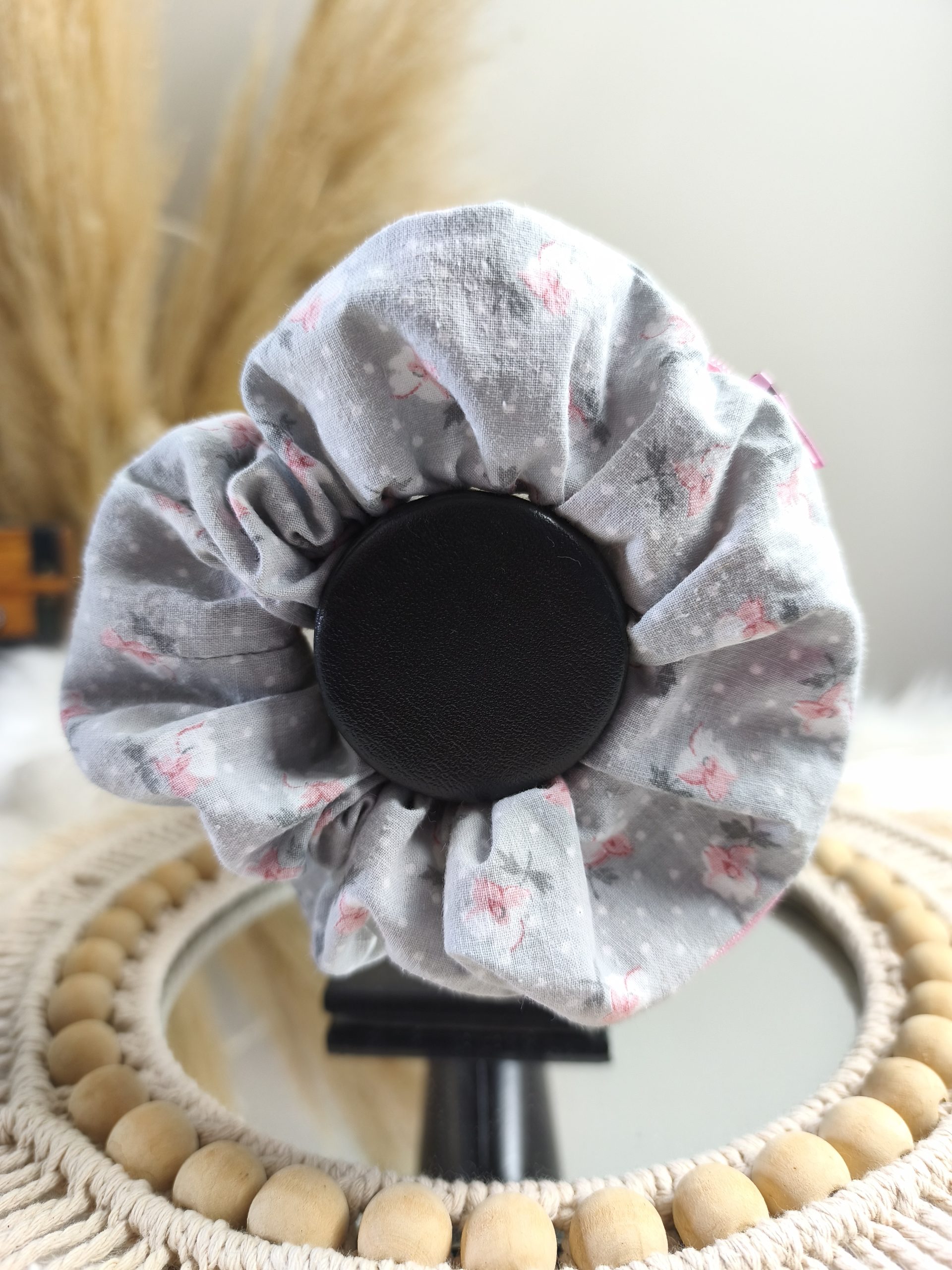 Chouchou secret motif fleurs roses - Accessoire cheveux fait main