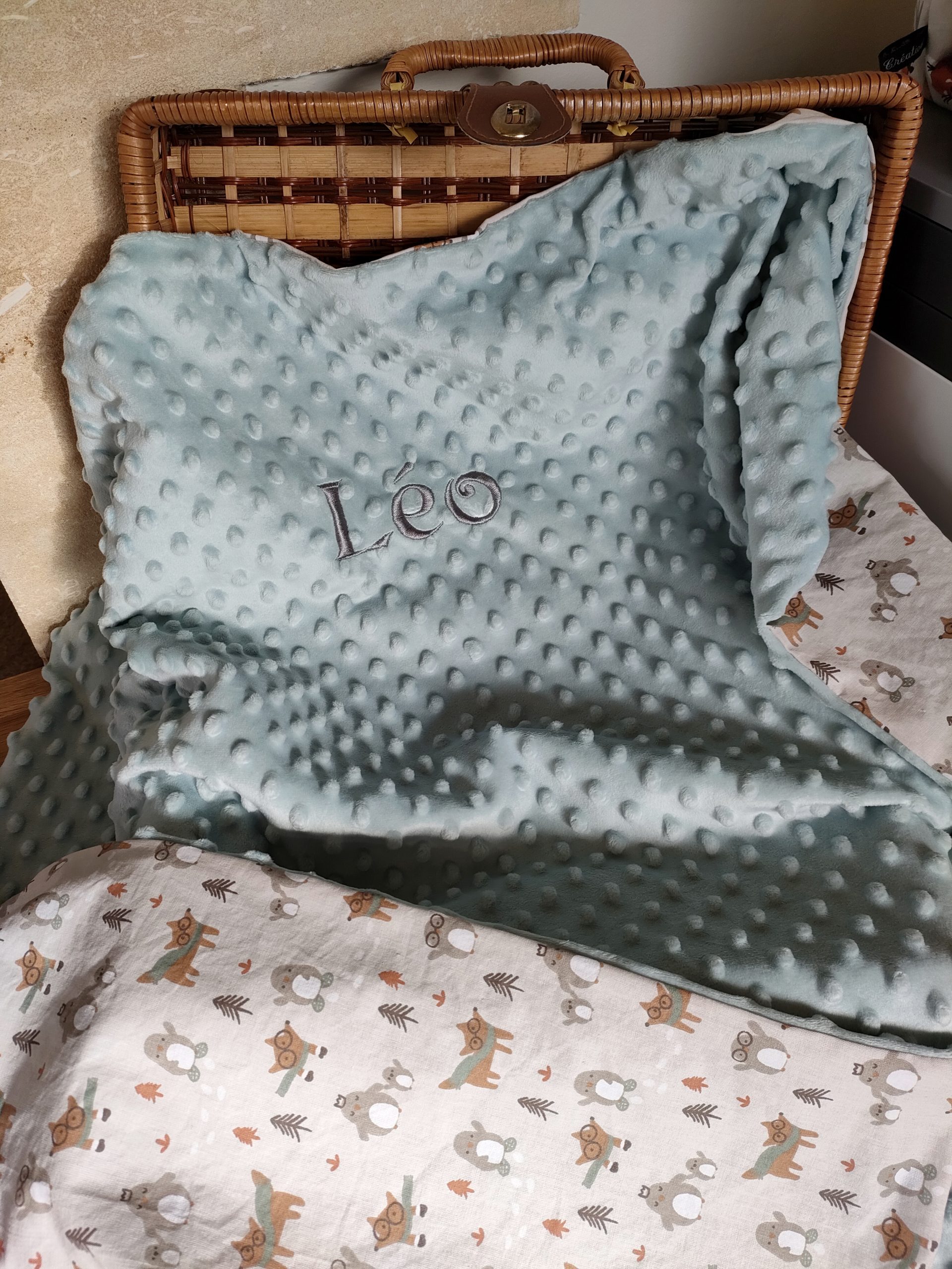 Couverture artisanale bébé et enfant personnalisée sur commande